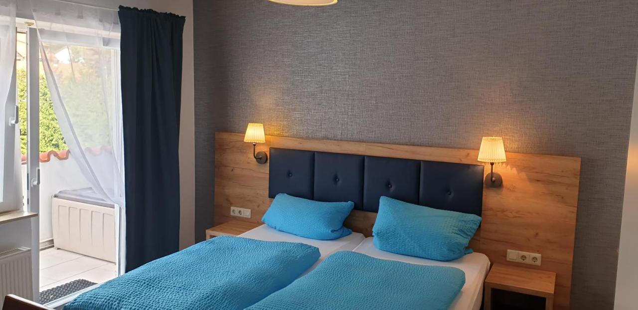 Apartmenthaus "Zum Lowen" Heidelberg - Ziegelhausen מראה חיצוני תמונה